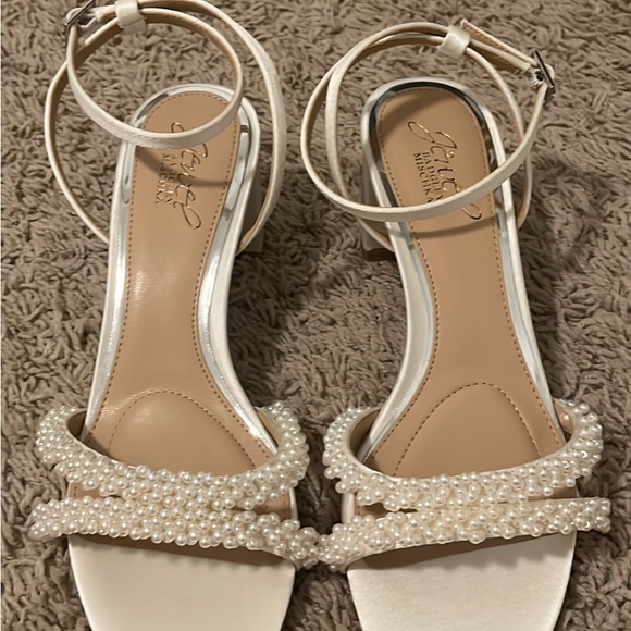 Ninnette Mid Heel Sandals (New, never worn) - Picture 5 of 5